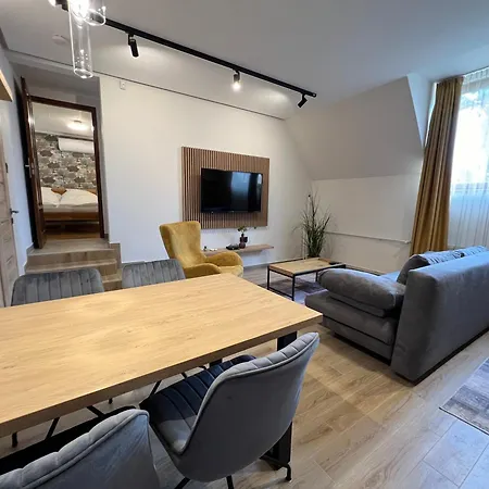 Tatil Evi Vip Vendeghaz *